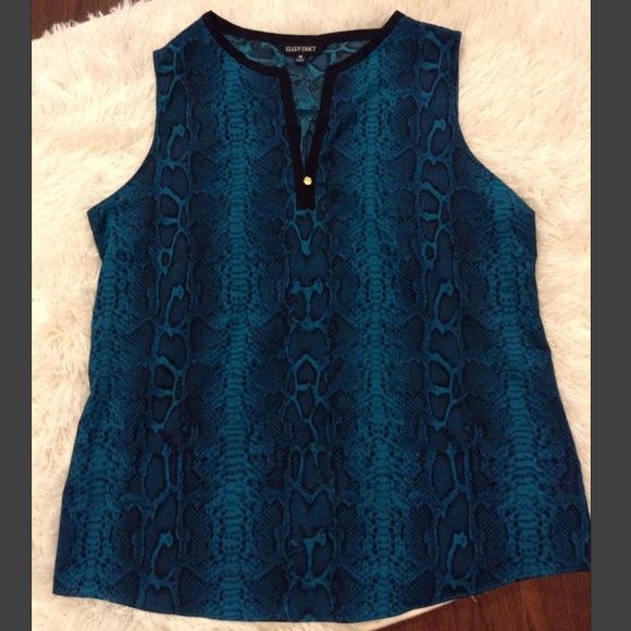 Ellen Tracy Sleeveless V-Neck Blouse - Picture 6 of 6